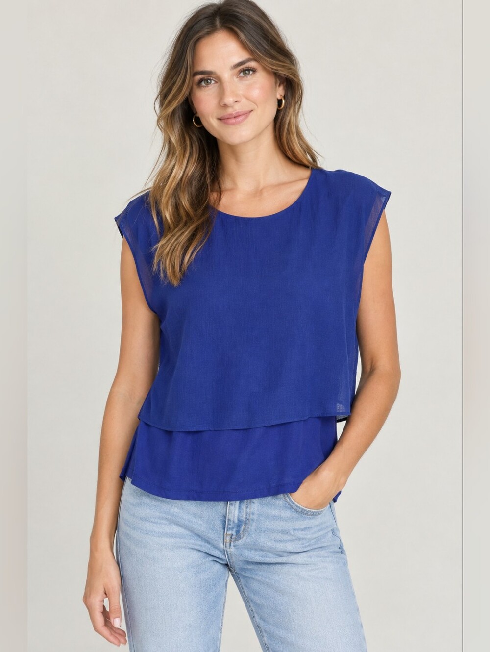 Tahari Bright Blue Sleeveless Blouse Pullover Women's Size Small